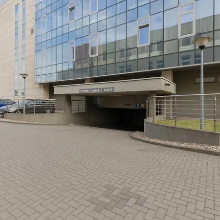 Jerozolimskie 216 With Parking By Renters * Warsaw